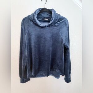 Evereve Milo Cozy Funnel pullover